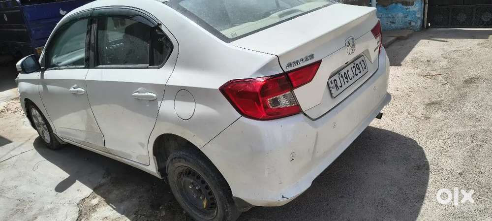 Honda Amaze For Sell.millage 25+kmpl