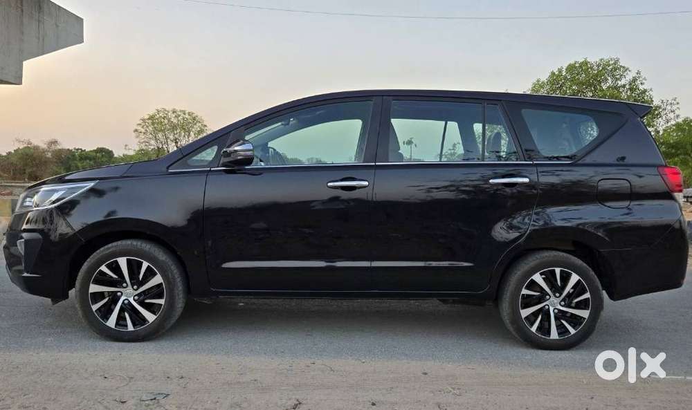 Toyota Innova Crysta Zx 2.4 Diesel 7 Seater, 2022, Diesel