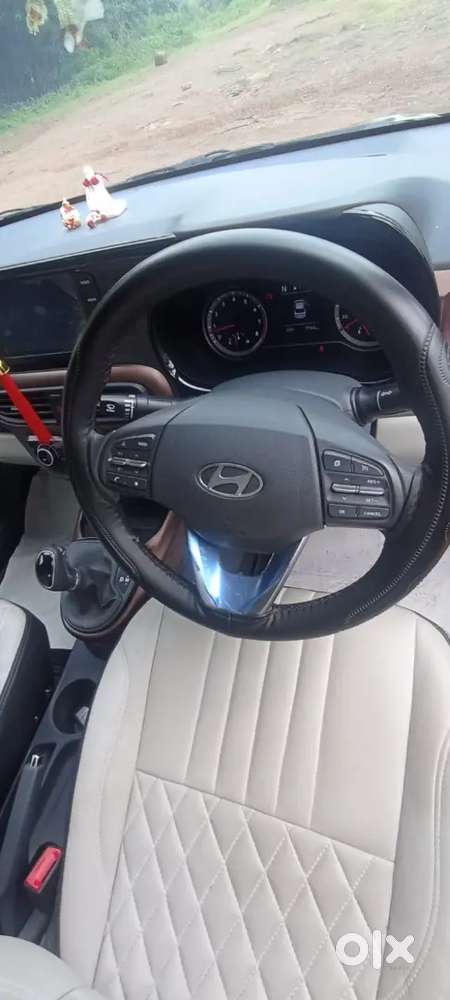 Hyundai Aura Sx Plus 2023 Petrol Amt