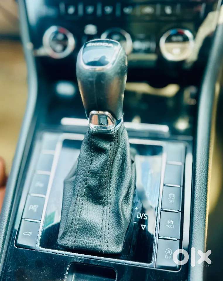Skoda Superb, 2024, Petrol