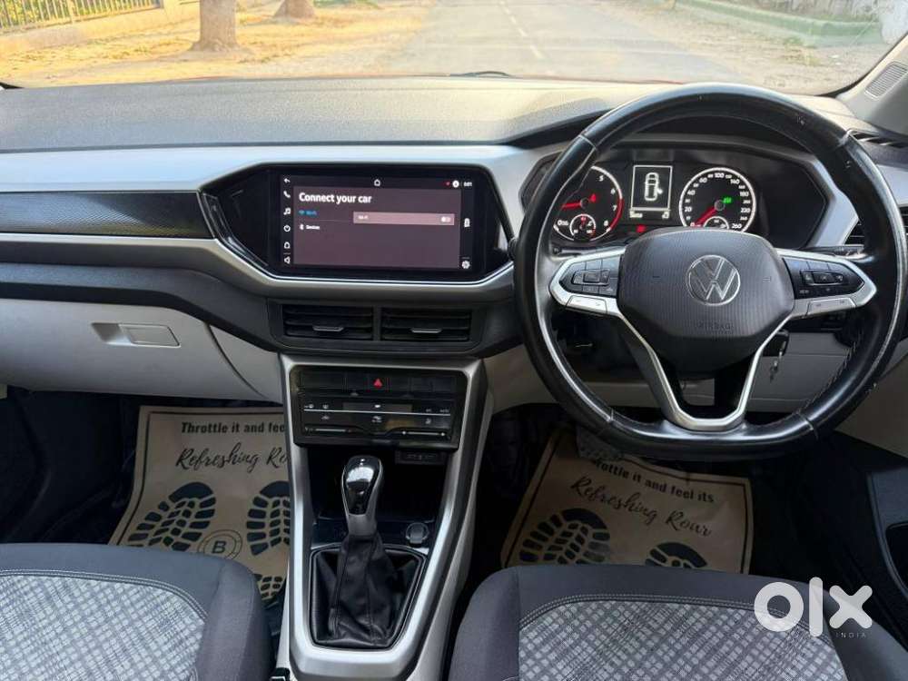 Volkswagen Taigun 1.0 Tsi Highline At, 2022, Petrol