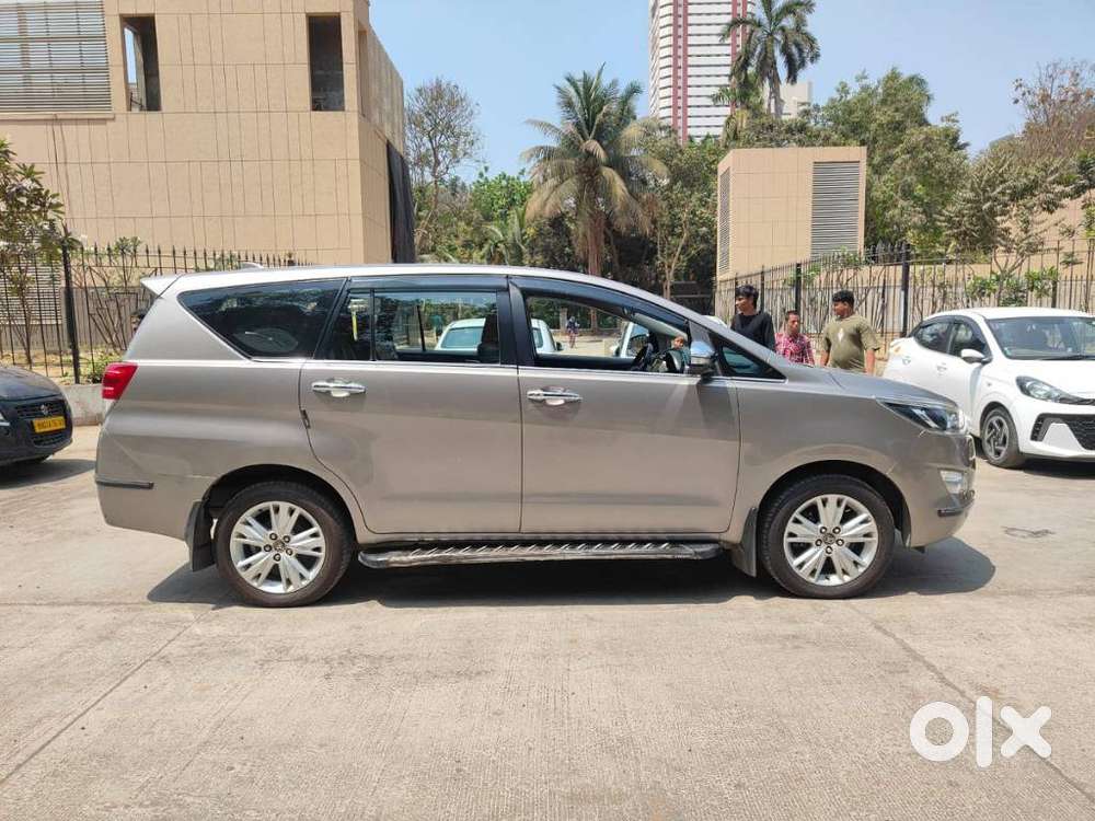 Toyota Innova Crysta 2.8z Automatic, 2016, Diesel