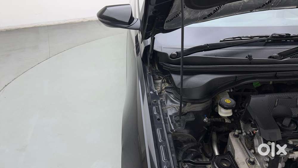 Hyundai Verna 1.5 Sx Petrol Mt, 2023, Petrol