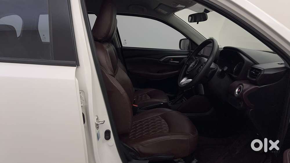 Maruti Suzuki Grand Vitara 1.5 Delta Smart Hybrid At, 2024, Petrol