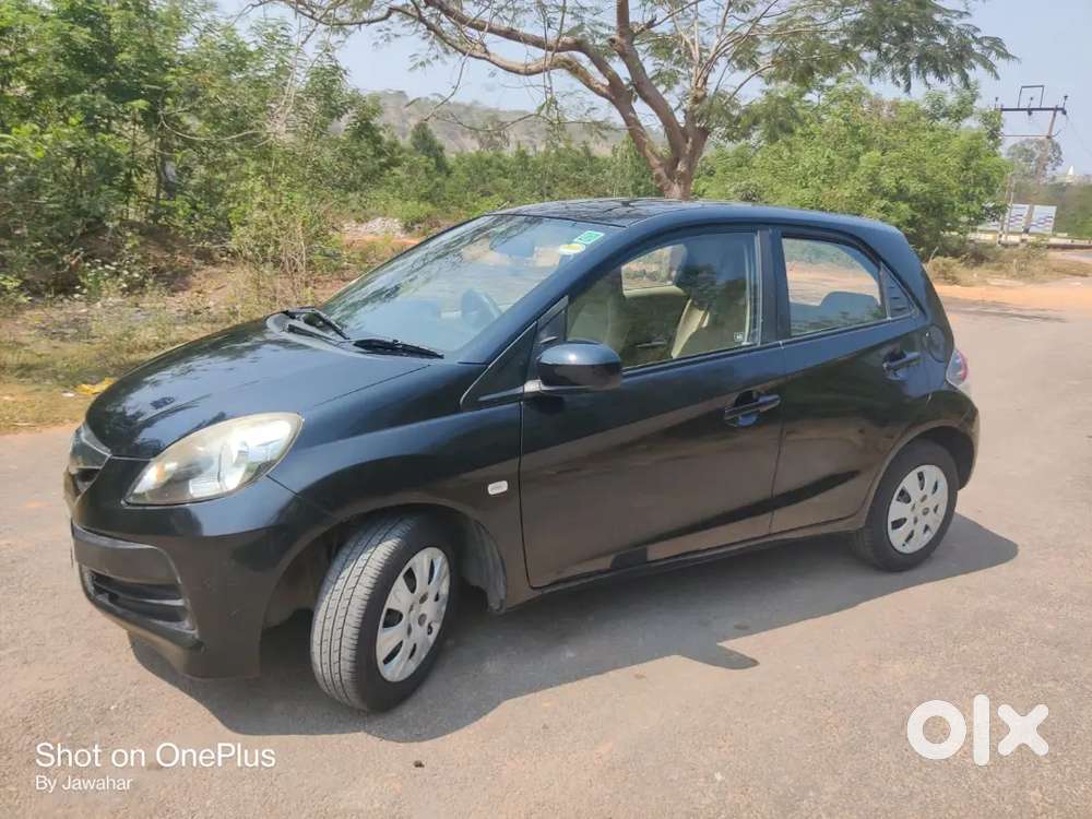 Honda Brio 2012 Petrol Well Maintained