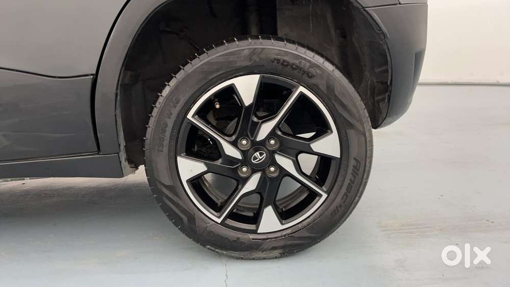Tata Punch 1.2 Revotron Creative Dual Tone, 2023, Petrol