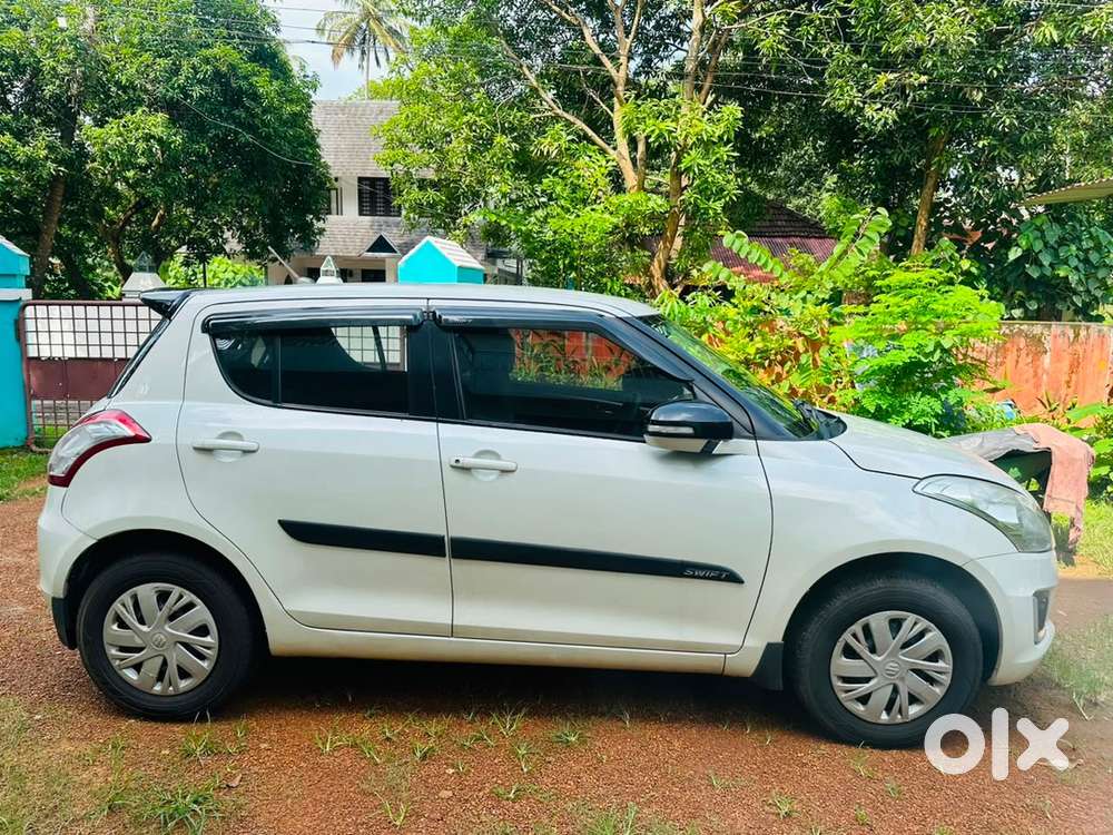 Maruti Suzuki Swift Vxi 2015