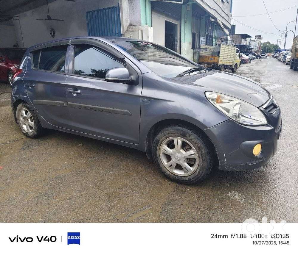 Hyundai I20 2009-2011 1.4 Asta (at), 2010, Petrol