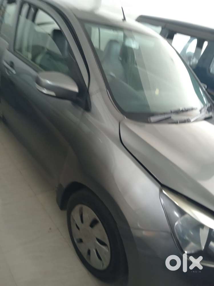 Maruti Suzuki Celerio Zxi Mt, 2017, Petrol