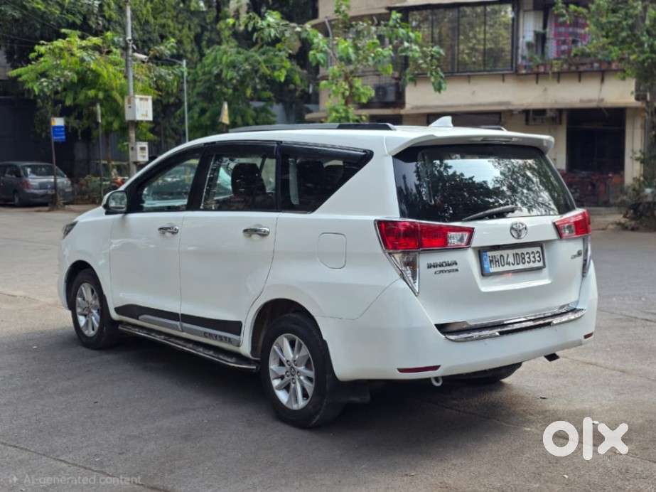 Toyota Innova Crysta 2.8 Gx At 8 Seater, 2017, Diesel
