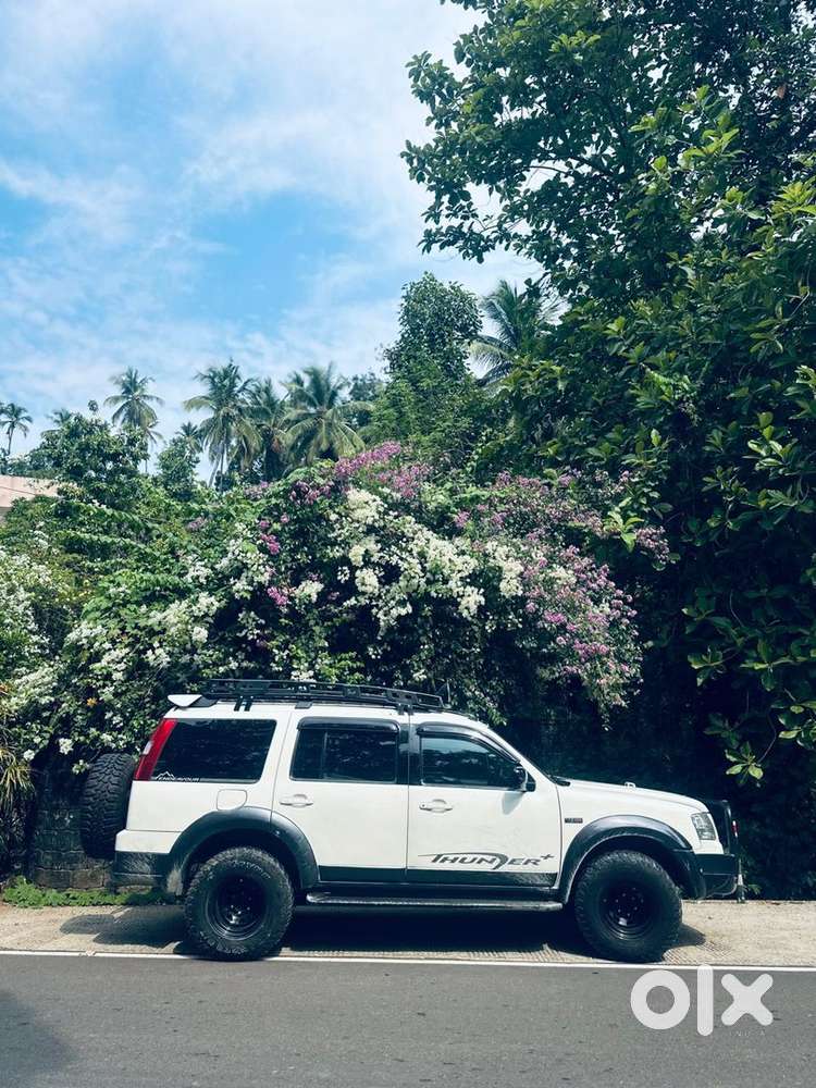 Ford Endeavour Diesel 145000 Km Driven