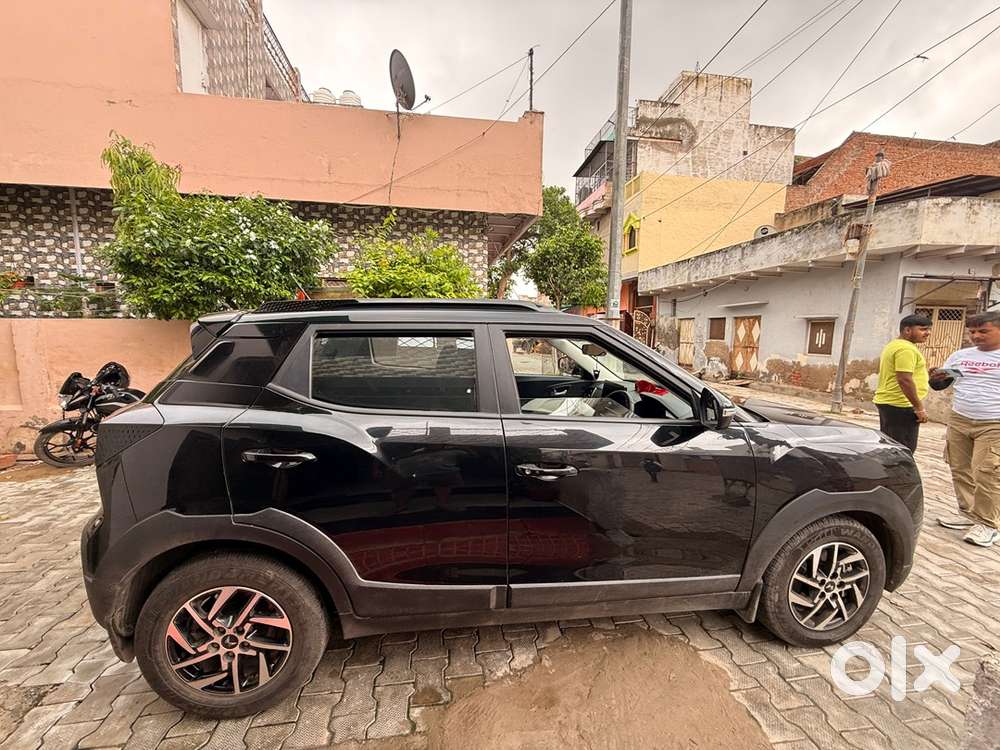 Mahindra Xuv 3xo 2042 Petrol