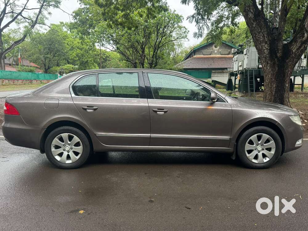 Skoda Superb Elegance 1.8 Tsi At, 2013, Petrol