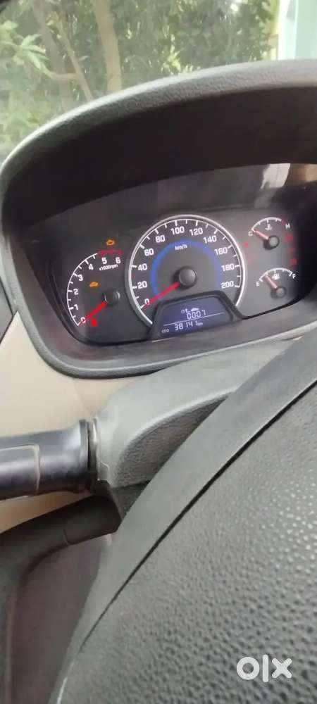 Hyundai Grand I10 2018 Diesel 39000 Km Driven