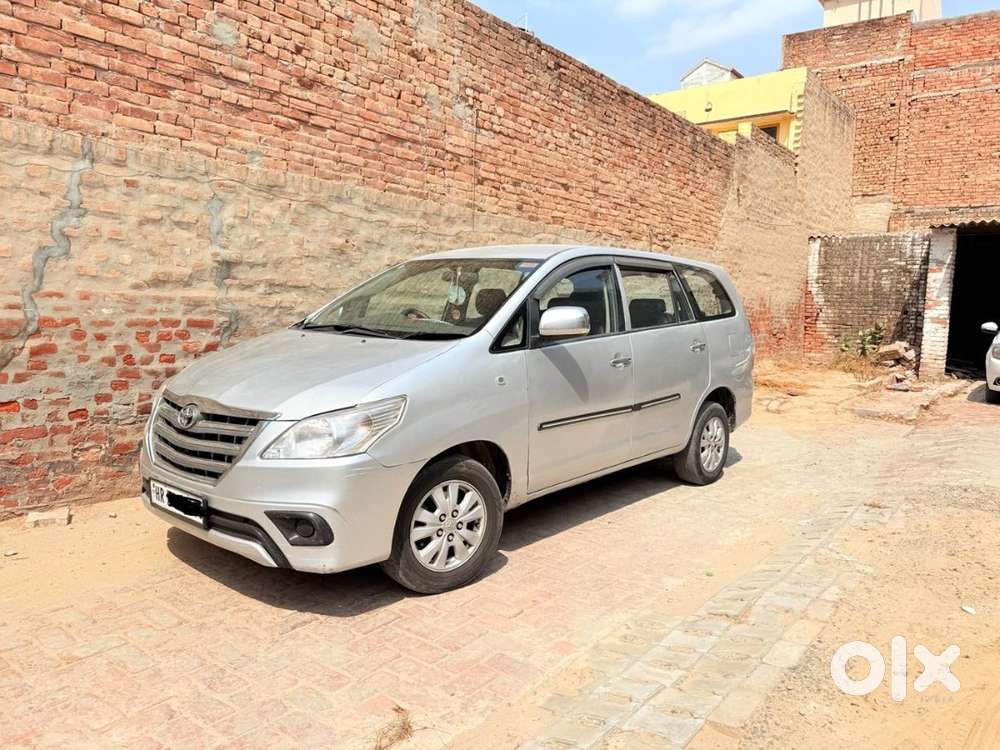 Toyota Innova 2011