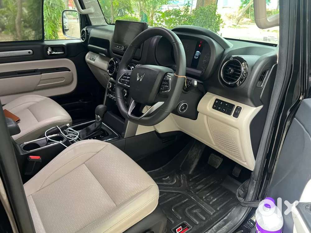 Mahindra Thar Roxx, 2025, Petrol