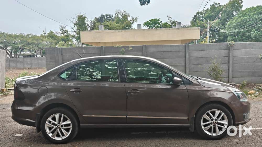 Skoda Rapid 1.0 Style At, 2020, Petrol