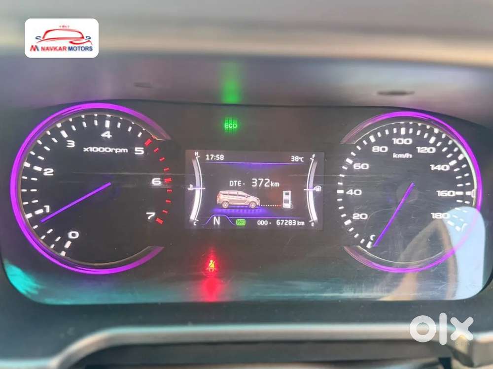 Mahindra Marazzo M8, 2018, Diesel
