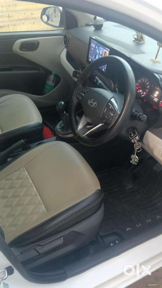 Hyundai Manual Hybrid 2025