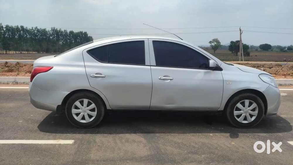 Nissan Sunny 2014 Diesel 195000 Km Driven