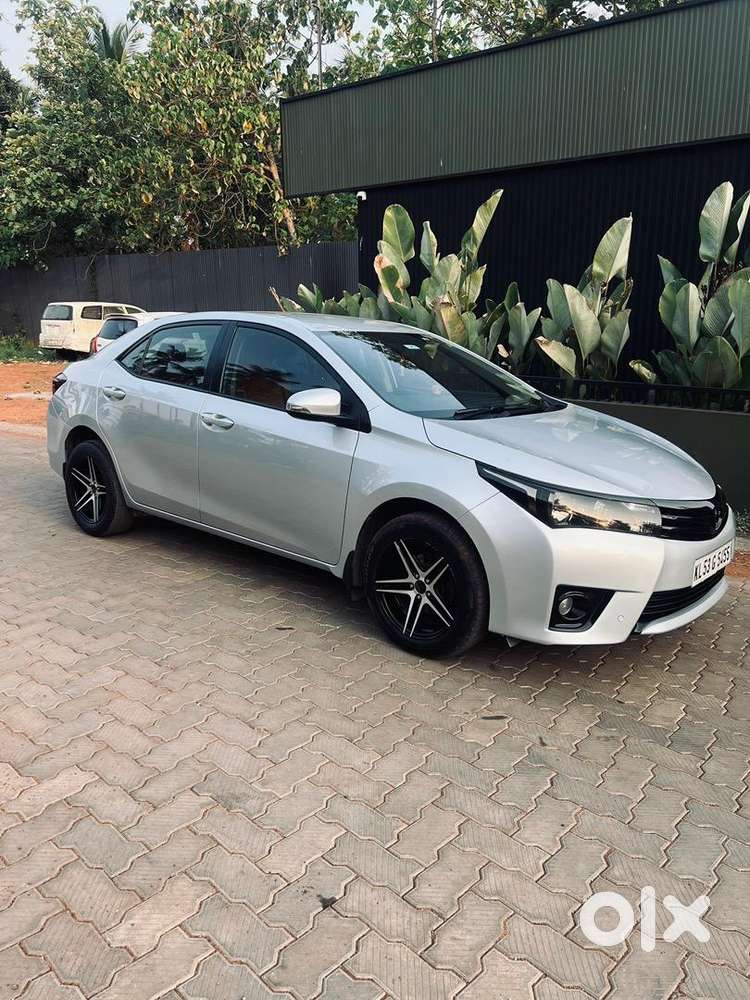 Toyota Corolla Altis Original Kerala 2014 Diesel Well Maintained