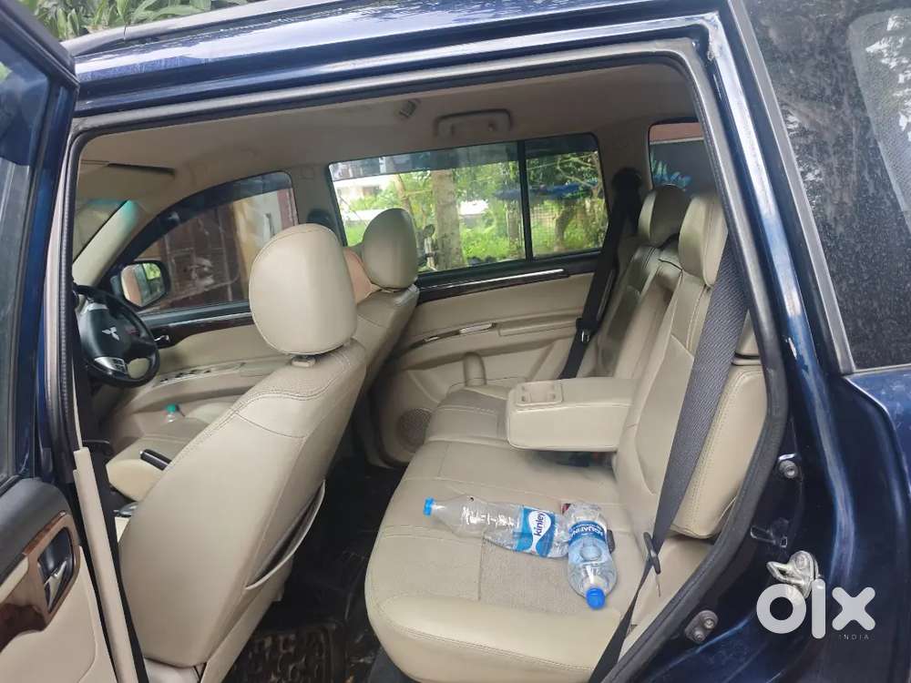 Mitsubishi Pajero Sport 2015