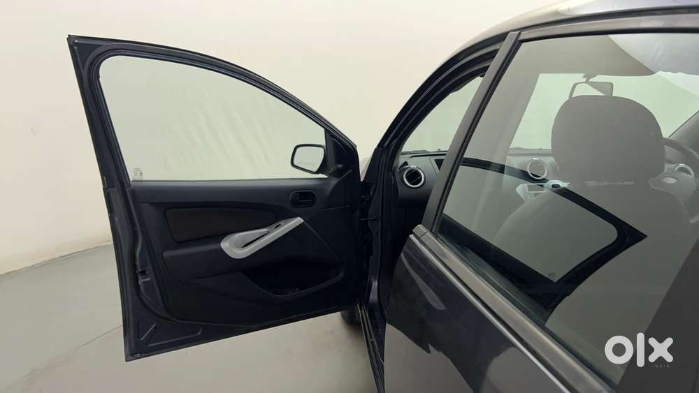 Ford Figo Petrol Zxi, 2012, Petrol