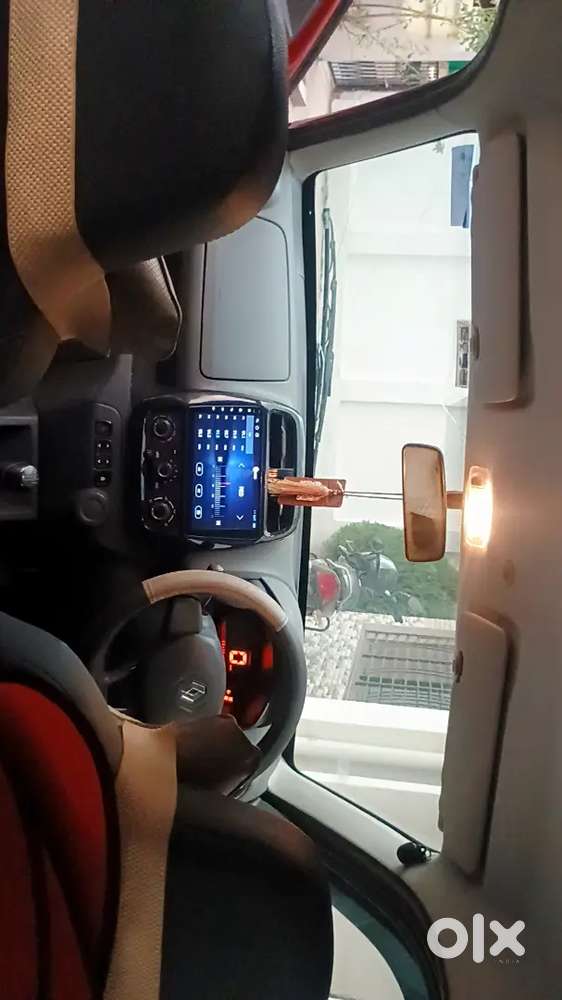 Renault Kwid Red Maroon