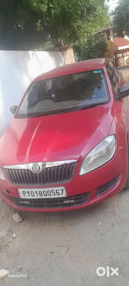 Skoda Rapid Tsi Active 2012