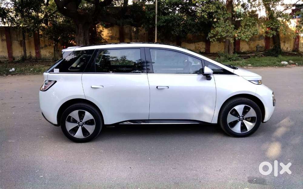 Mg Windsor Ev Essence, 2025