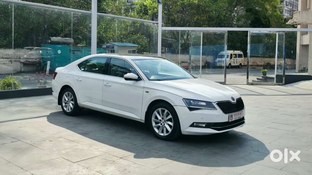 Skoda Superb Lk 1.8 Tsi At, 2016, Petrol
