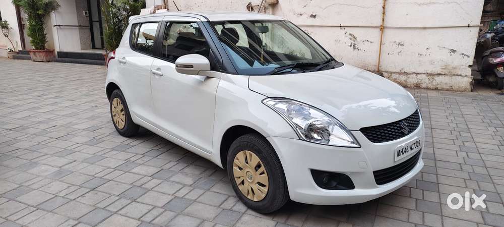 Maruti Suzuki Swift Vxi Abs Bsiv, 2013, Petrol