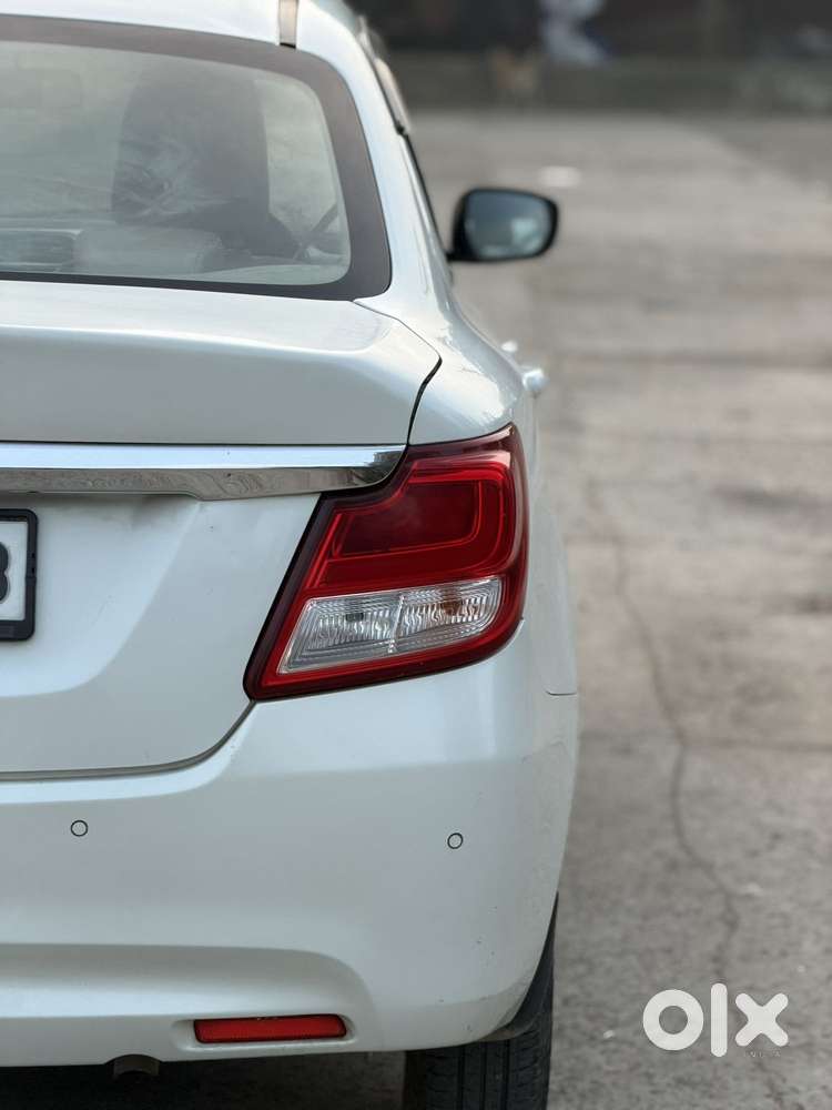 Maruti Suzuki Swift Dzire