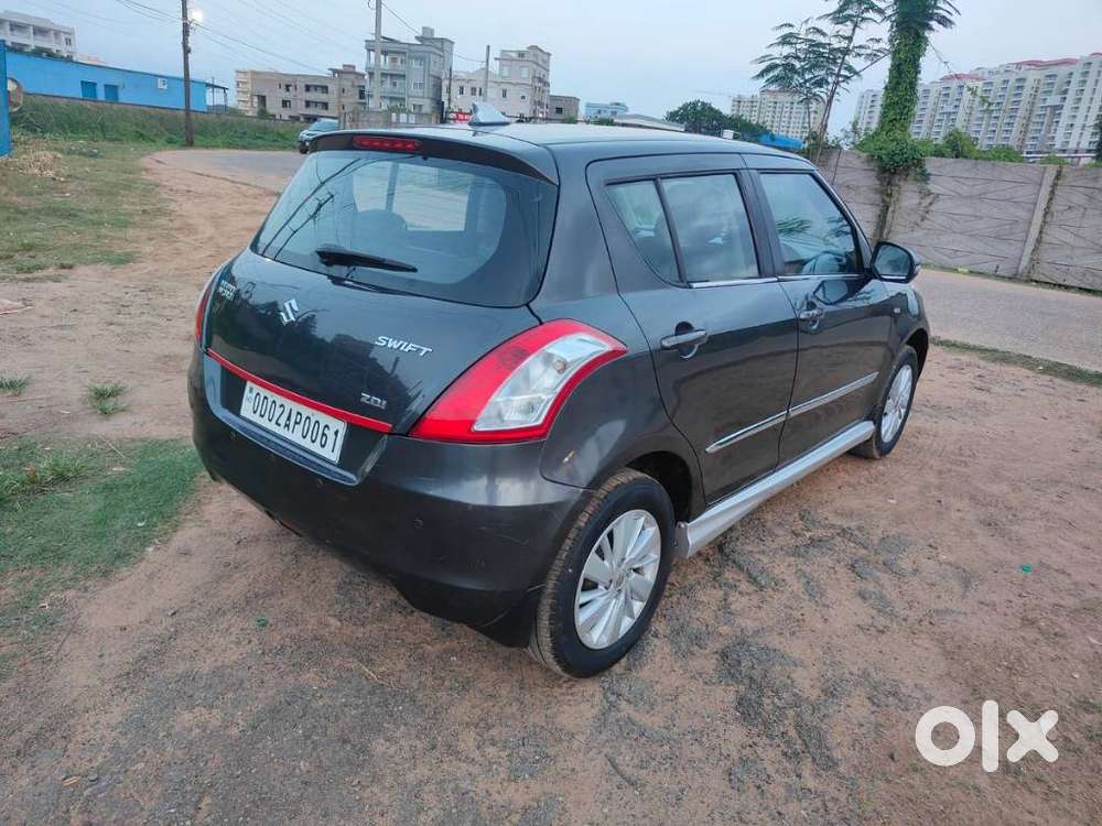 Maruti Suzuki Swift Zdi Plus, 2017, Diesel