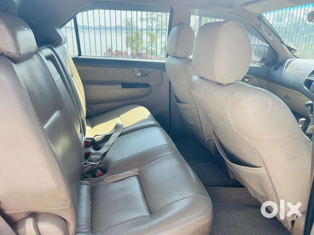 Toyota Fortuner 3.0 4x4 Manual, 2013, Diesel