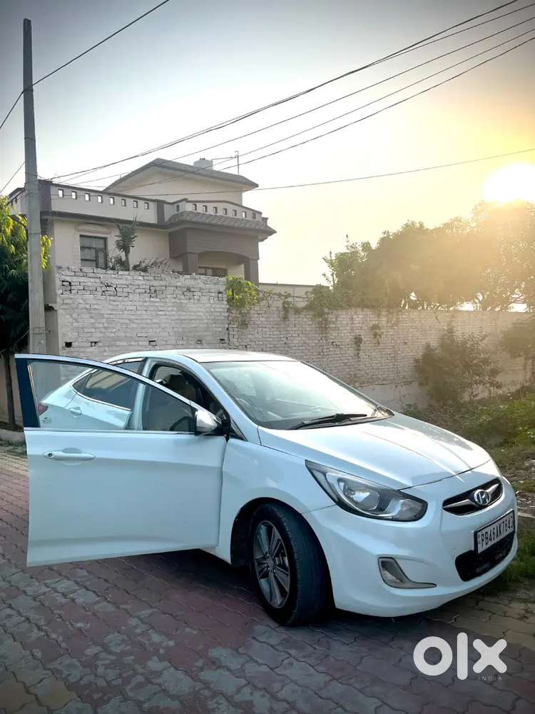 Hyundai Verna 1.6 Crdi Manual 2012