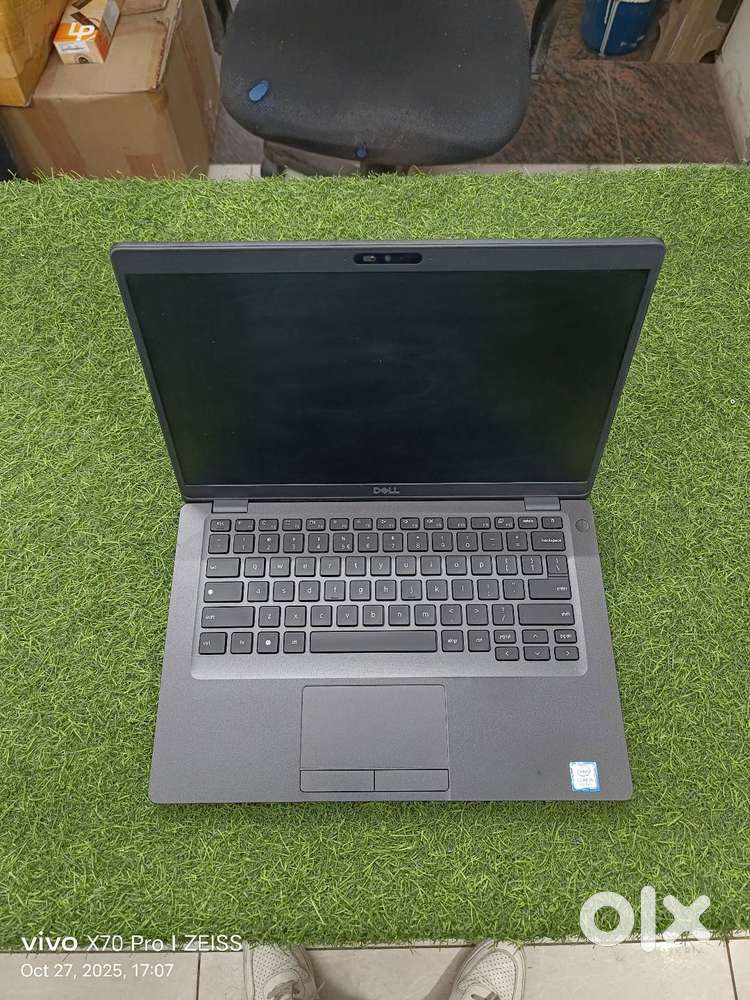 DELL Cotre i7/8th Gen/8GB/256GB SSD/Model -7490 Laptop