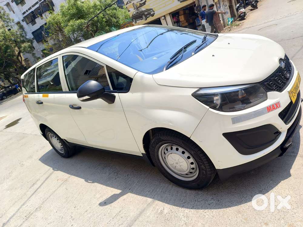 Mahindra Marazzo M2 8str, 2023, Diesel