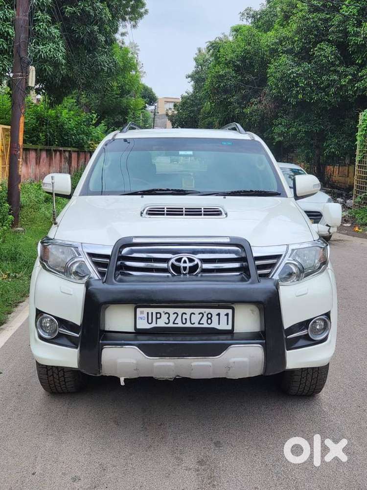 Toyota Fortuner 3.0 4x2 Automatic, 2015, Diesel