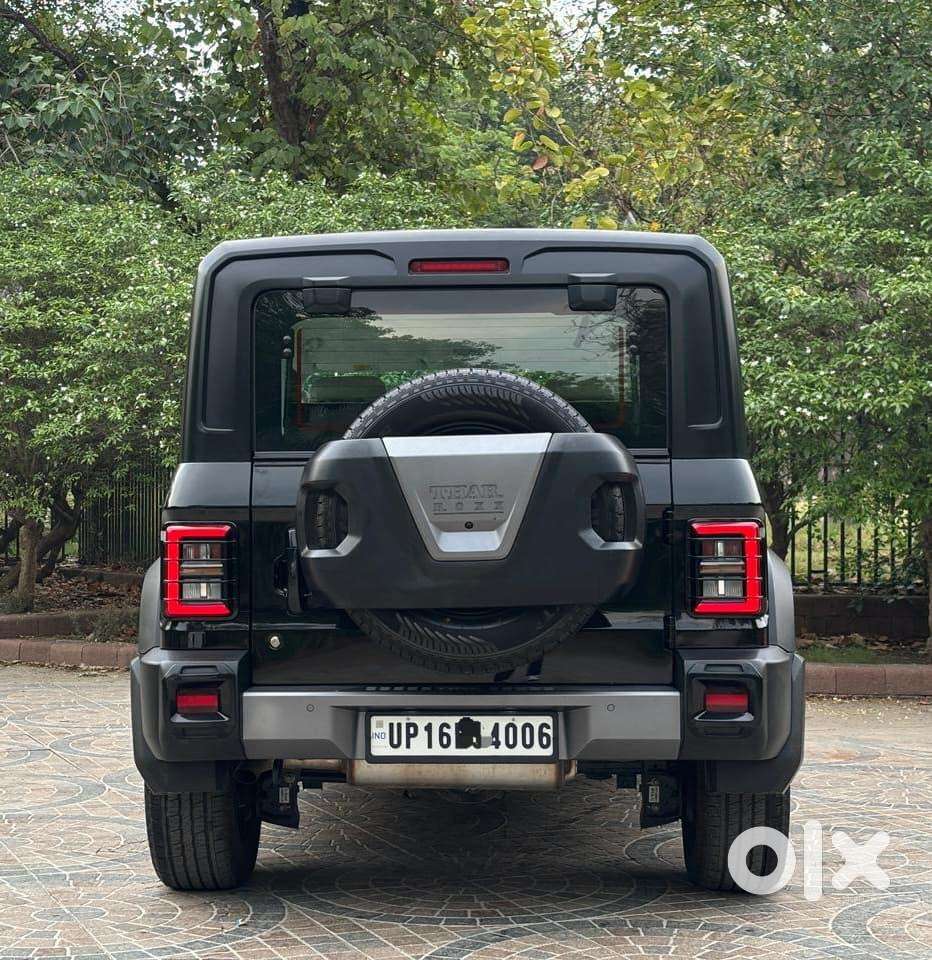 Mahindra Thar Roxx Petrol 2025