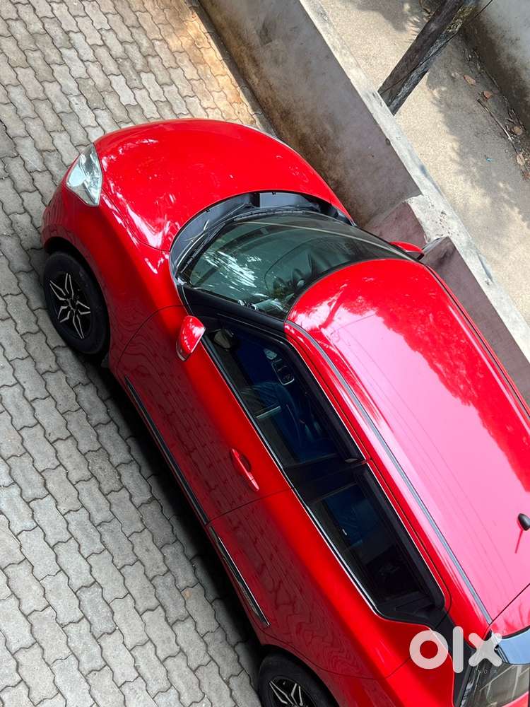 Maruti Suzuki Swift Petrol 2021