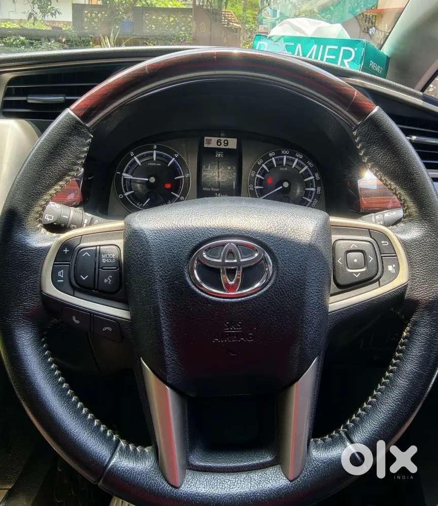 Toyota Innova Crysta 2017 Diesel Good Condition Orginal Kerala