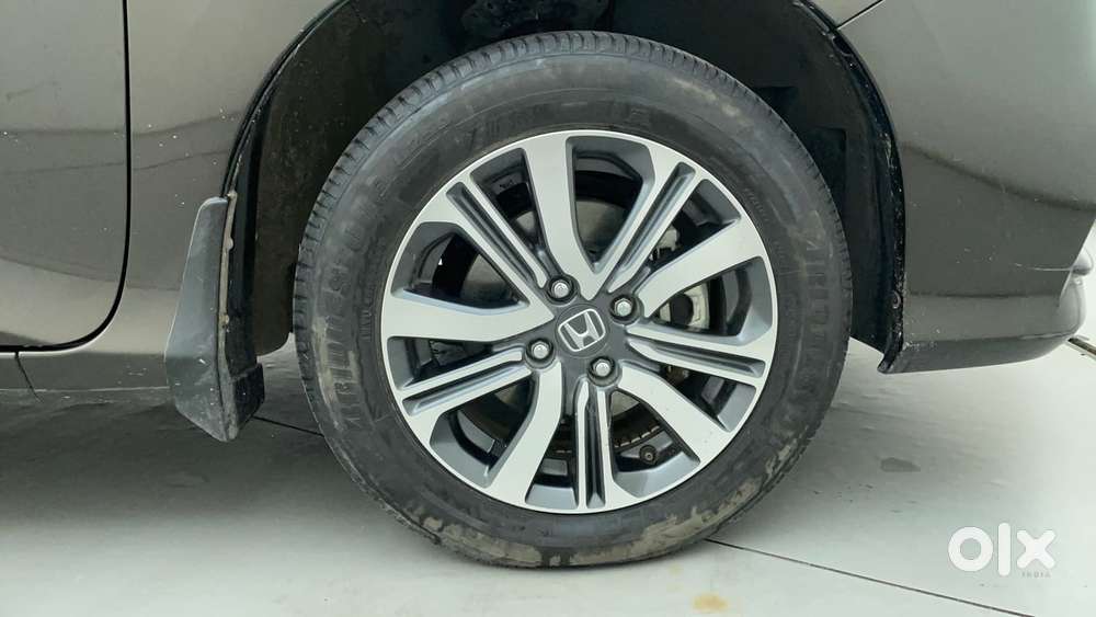 Honda City 1.5 V 4th Gen I-vtec Mt, 2022, Petrol