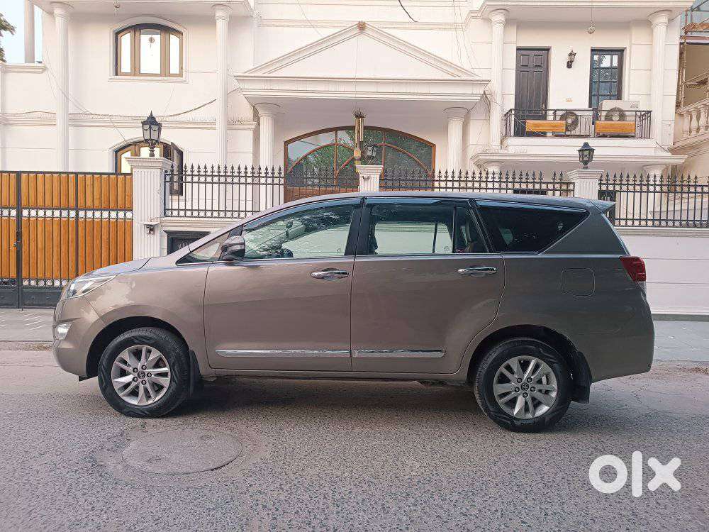 Toyota Innova Crysta 2.8 Gx At, 2017, Diesel