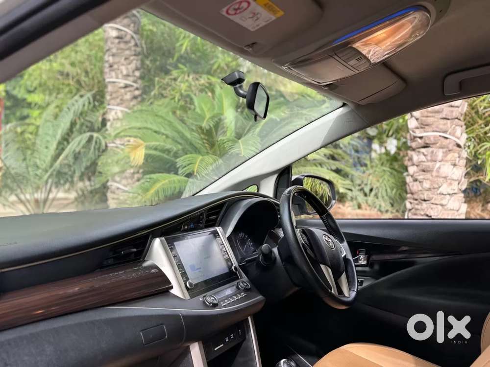 Toyota Innova Crysta [2020-ongoing] 2.4 Zx 7 Str, 2022, Diesel