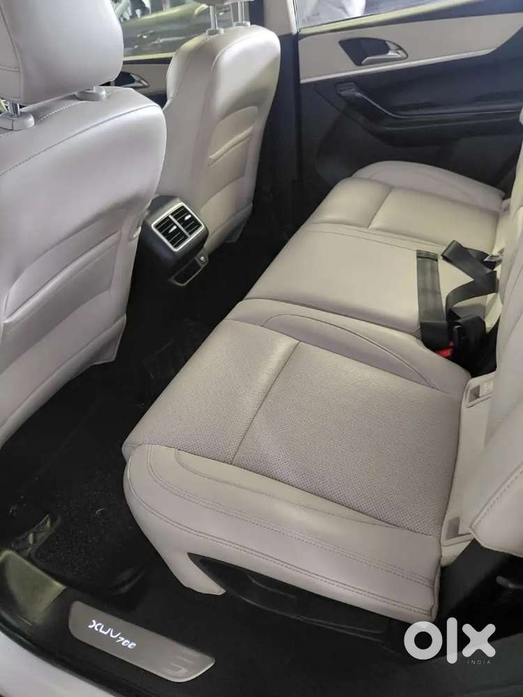 Mahindra Xuv700 Diesel 2022 Ax7