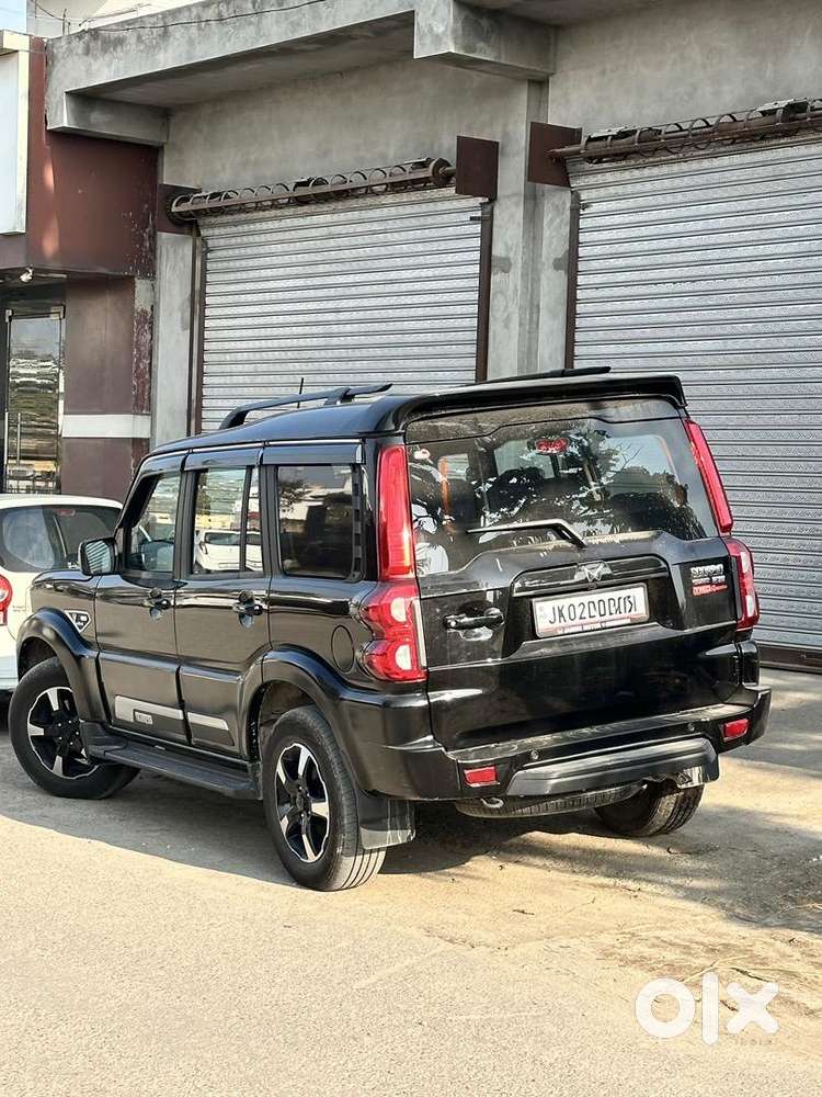 Mahindra Scorpio Classic 2025 Diesel Well Maintained