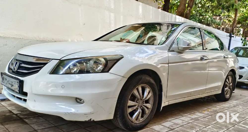 A Very Well Maintained Honda Accord2012 Petrol With New Tyres &battery