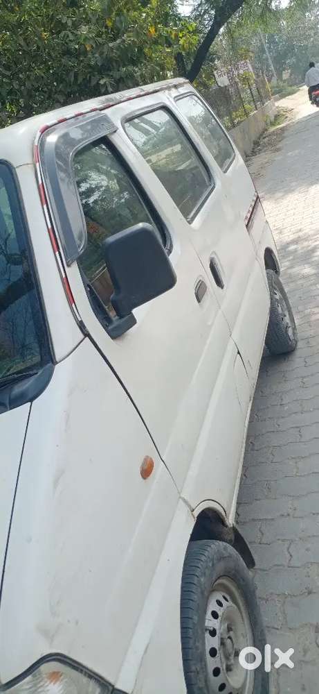 Maruti Suzuki Eeco 2018 Petrol 215000 Km Driven