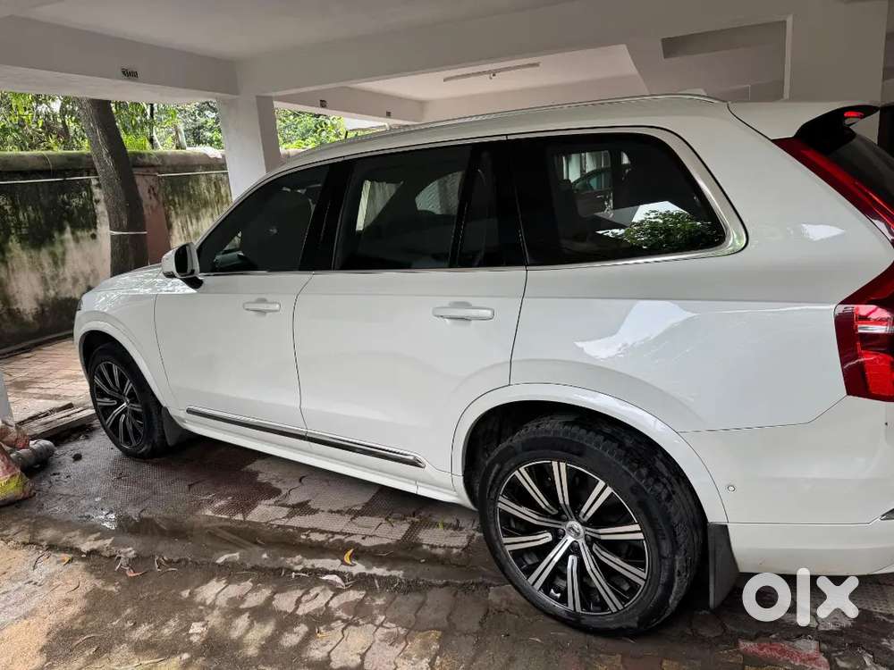 Volvo Xc90 2025 Petrol 15000 Km Driven